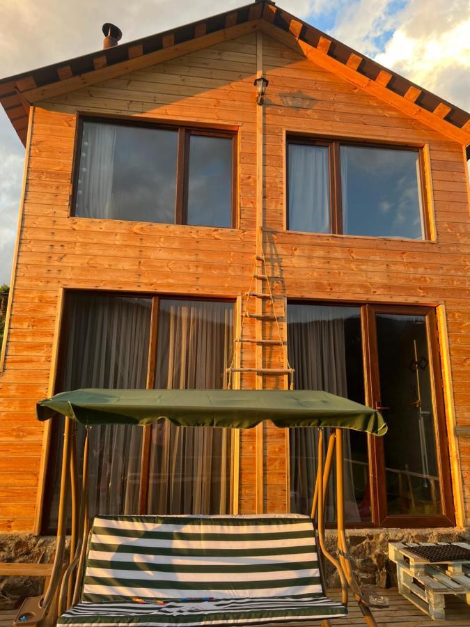 קאחתי Mitarbi Silence - Cozy Holiday Cottages In Mountains מראה חיצוני תמונה