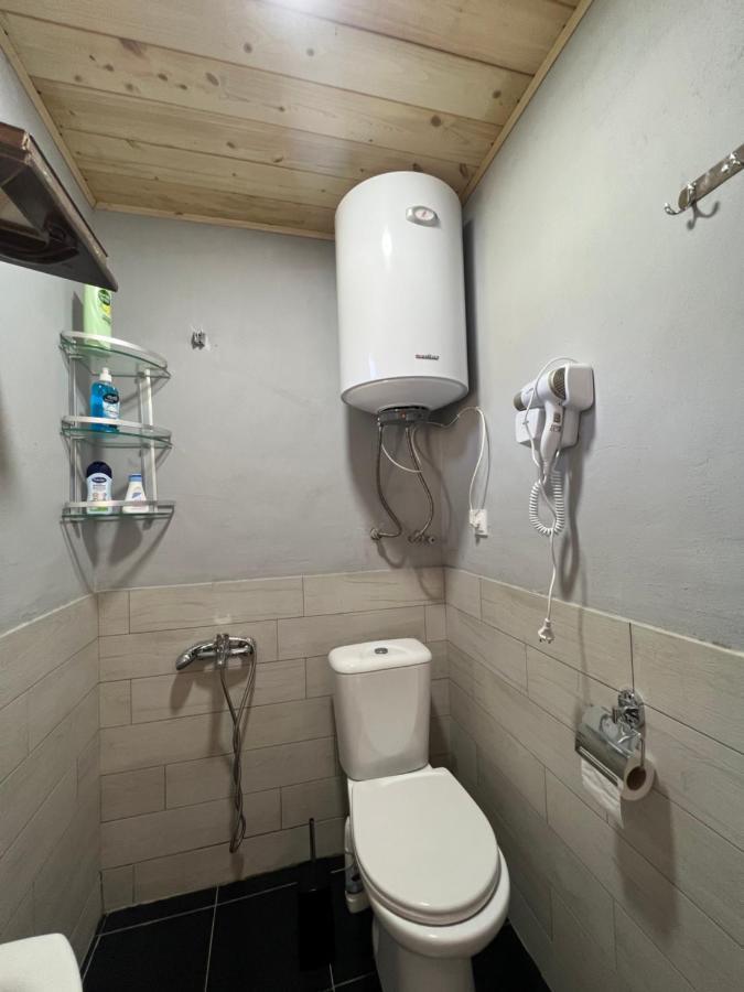קאחתי Mitarbi Silence - Cozy Holiday Cottages In Mountains מראה חיצוני תמונה